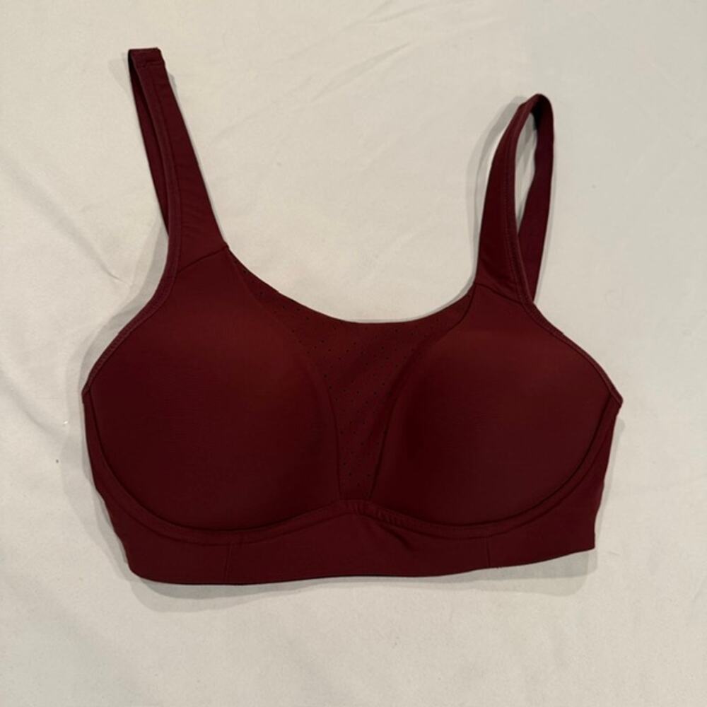 Lululemon Sports Bra 32D Burgundy Red High Support Adjustable Straps